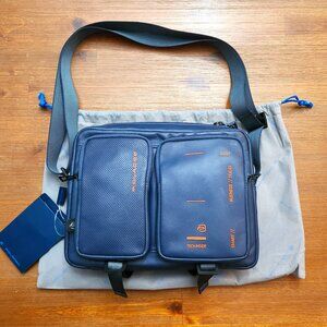 SOLD RARE Piquadro Kyoto Italian Leather Messenger Bag NWT w/Dust Bag